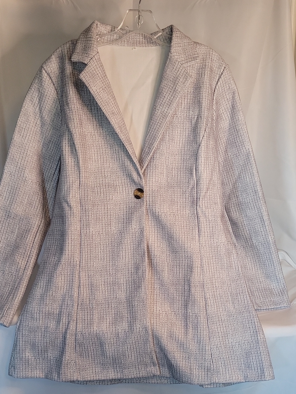 Women's Light Gray Textured Single-Button Blazer